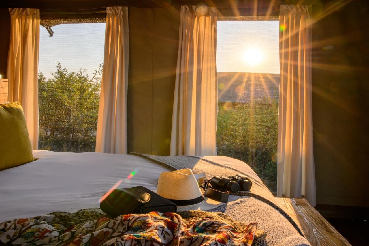 Ndhula Luxury Tented Lodge White River Bagian luar foto