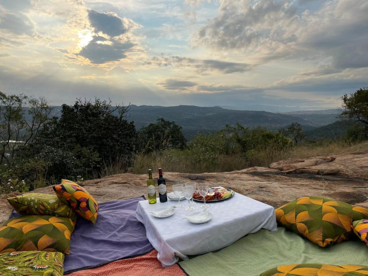 Ndhula Luxury Tented Lodge White River Bagian luar foto