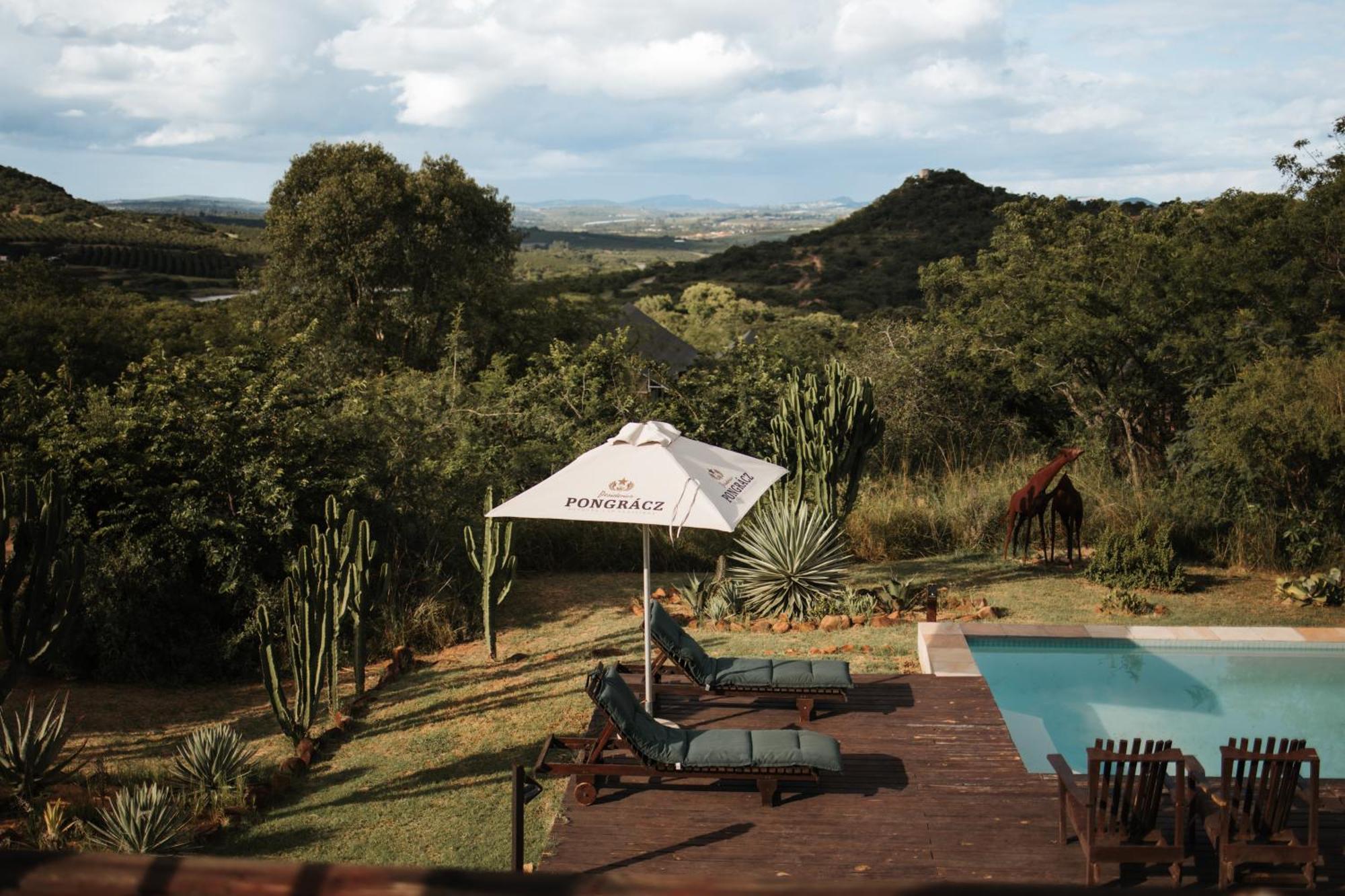 Ndhula Luxury Tented Lodge White River Bagian luar foto