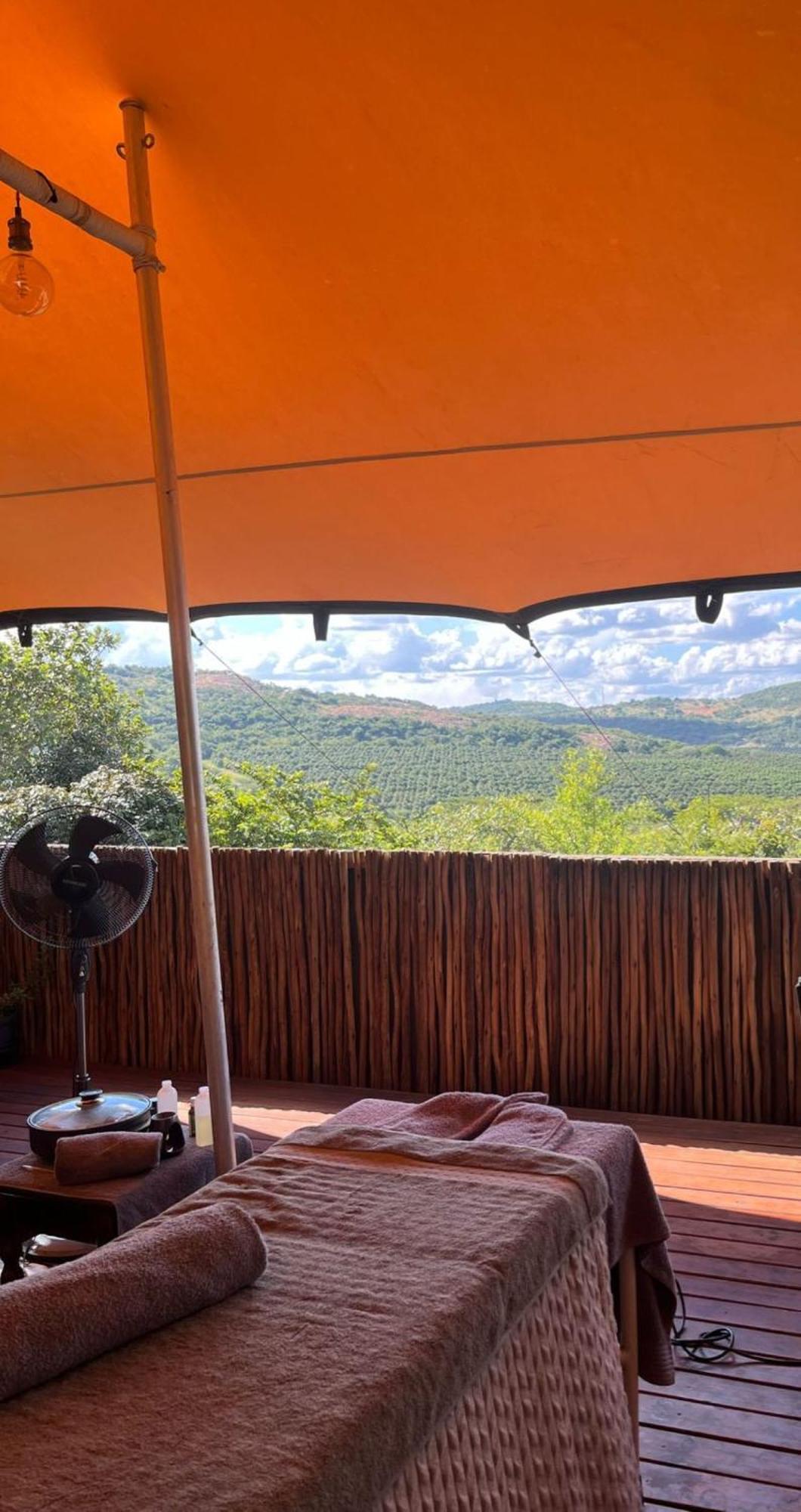 Ndhula Luxury Tented Lodge White River Bagian luar foto