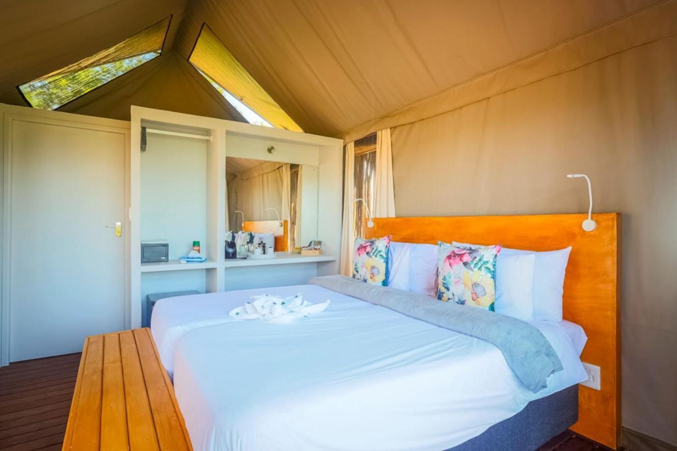 Ndhula Luxury Tented Lodge White River Bagian luar foto