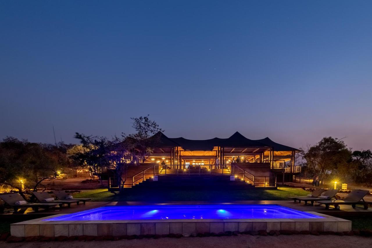 Ndhula Luxury Tented Lodge White River Bagian luar foto